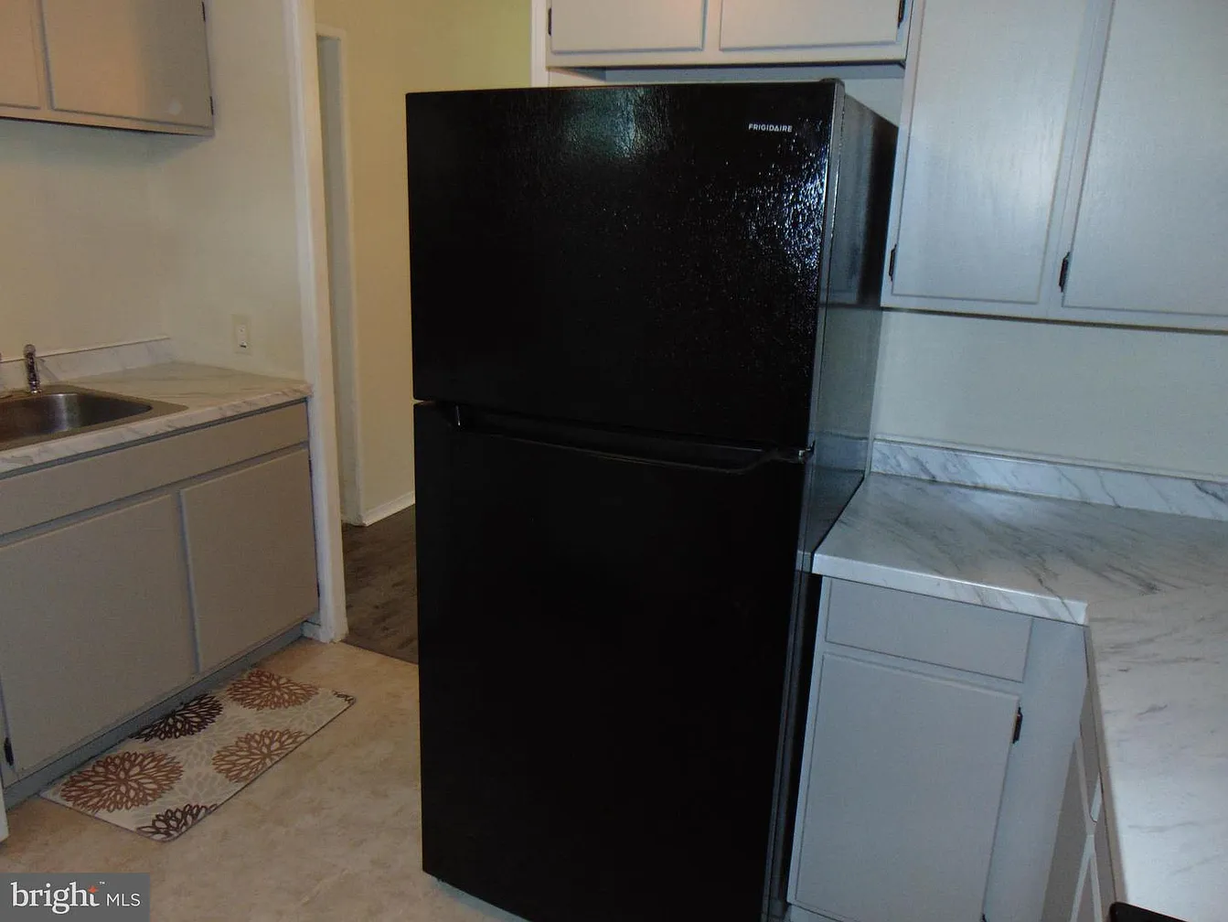 909 Oak St, Frederick-15
