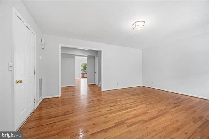 50 Robinson Landing Rd14