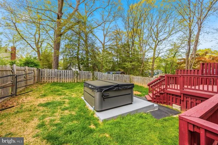 50 Robinson Landing Rd40