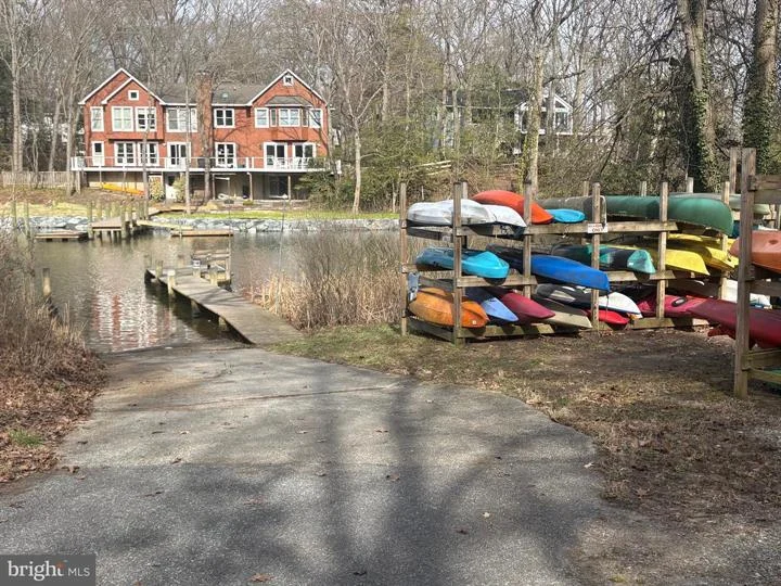 50 Robinson Landing Rd47