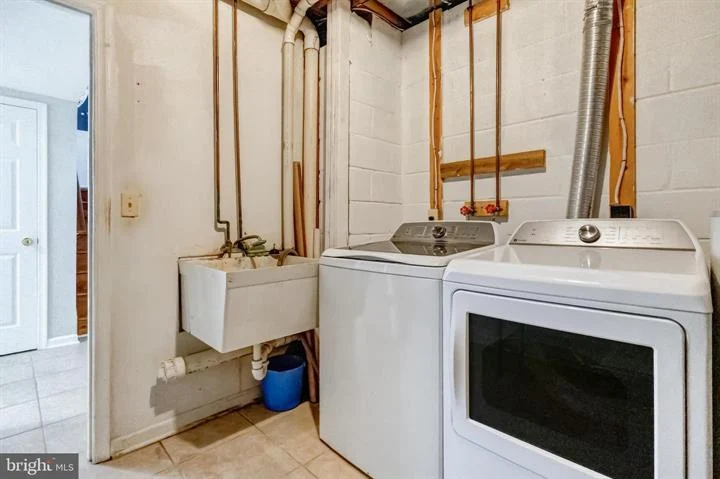 50 Robinson Landing Rd60