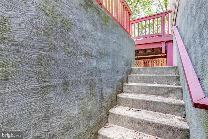 50 Robinson Landing Rd61