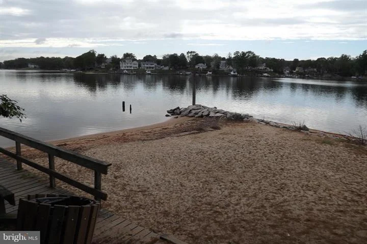 1054 Saybrook Harbour24
